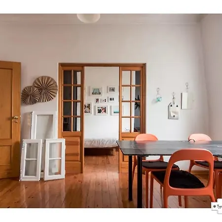 Shutterbug, Typical Apartment Lisbon